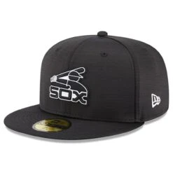 Men's Chicago White Sox New Era Black 2023 Clubhouse 59FIFTY Fitted Hat