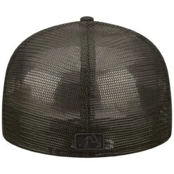 Men's New York Yankees New Era Blackout Trucker 59FIFTY Fitted Hat -Baseball Peripherals Store mens new era new york yankees blackout trucker 59fifty fitted hat pi4582000 altimages ff 4582686 d6eb5deb179da863ed7aalt4 full