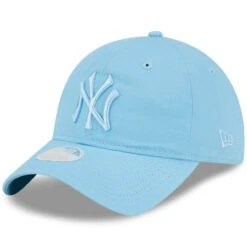 Women's New York Yankees New Era Light Blue Doscientos Core Classic 9TWENTY Adjustable Hat