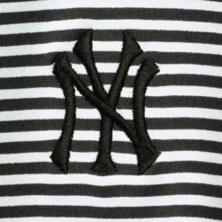 Women's New York Yankees Tommy Bahama Black Aubrey Stripe Block IslandZone Half-Zip Jacket 9 Women's New York Yankees Tommy Bahama Black Aubrey Stripe Block IslandZone Half-Zip Jacket -Baseball Peripherals Store womens tommy bahama black new york yankees aubrey stripe block islandzone half zip jacket pi4851000 altimages ff 4851265 bd0ed452a8793c95a2f9alt5 full